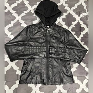 Maralyn & Me Women’s Black Faux Leather Hooded Jacket Size S